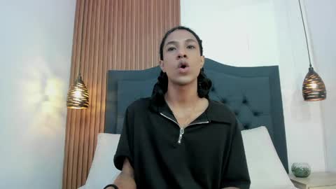 Snapshot of johan_gz_ chatting on 4, 5, 2026 Johan online show from 4, 5, 2026