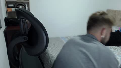 Snapshot of johanleonsweetboy chatting on 27, 12, 2024 JOHAN independient model online show from 27, 12, 2024