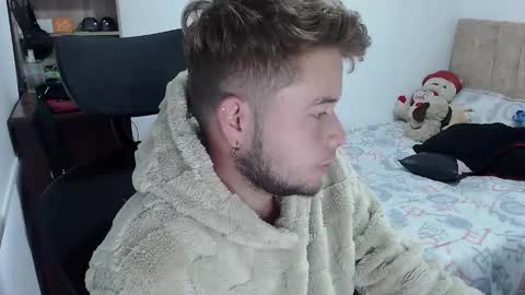 Snapshot of johanleonsweetboy chatting on 30, 12, 2024 JOHAN independient model online show from 30, 12, 2024