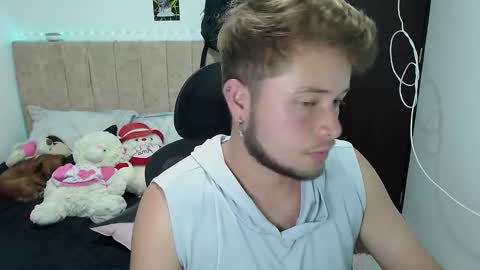 Snapshot of johanleonsweetboy chatting on 18, 1, 2025 JOHAN independient model online show from 18, 1, 2025