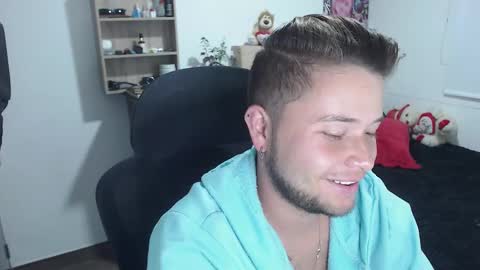 Snapshot of johanleonsweetboy chatting on 12, 3, 2025 JOHAN independient model online show from 12, 3, 2025