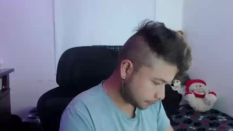 Snapshot of johanleonsweetboy chatting on 15, 9, 2025 JOHAN independient model online show from 15, 9, 2025