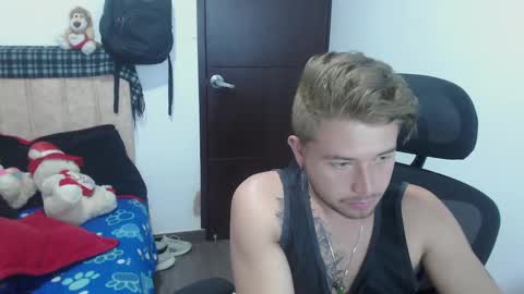 Snapshot of johanleonsweetboy chatting on 3, 10, 2025 JOHAN independient model online show from 3, 10, 2025