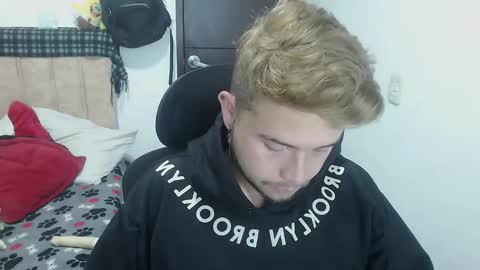 Snapshot of johanleonsweetboy chatting on 14, 10, 2025 JOHAN independient model online show from 14, 10, 2025