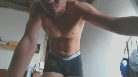 johantorres19 online show from 12, 2, 2025