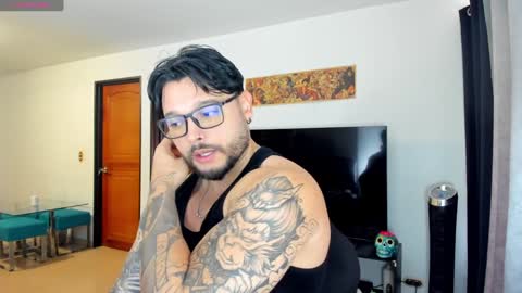 King -    online show from 3, 2, 2025