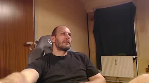 Snapshot of john1212124 chatting on 6, 10, 2025 john1212124 online show from 6, 10, 2025