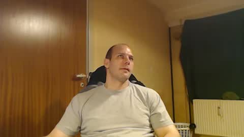 Snapshot of john1212124 chatting on 8, 10, 2025 john1212124 online show from 8, 10, 2025