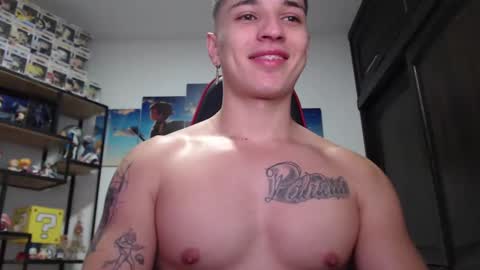 Snapshot of john_s117 chatting on 17, 1, 2025 JOHN online show from 17, 1, 2025