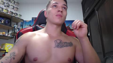 Snapshot of john_s117 chatting on 20, 1, 2025 JOHN online show from 20, 1, 2025