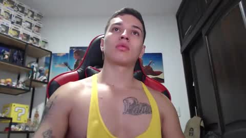 Snapshot of john_s117 chatting on 24, 1, 2025 JOHN online show from 24, 1, 2025