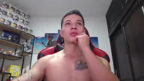 Snapshot of john_s117 chatting on 21, 2, 2025 JOHN online show from 21, 2, 2025