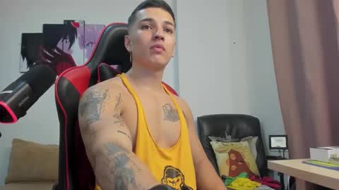 Snapshot of john_s117 chatting on 30, 10, 2025 JOHN online show from 30, 10, 2025