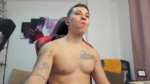 Snapshot of john_s117 chatting on 19, 11, 2025 JOHN online show from 19, 11, 2025