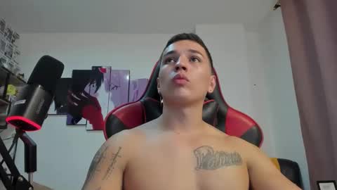 Snapshot of john_s117 chatting on 23, 11, 2025 JOHN online show from 23, 11, 2025