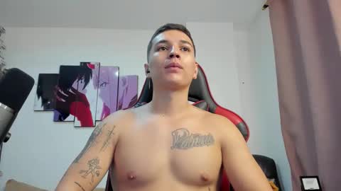 Snapshot of john_s117 chatting on 28, 11, 2025 JOHN online show from 28, 11, 2025