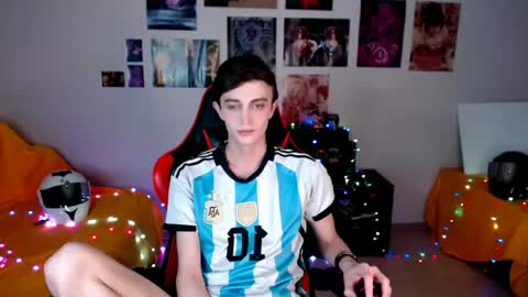 Snapshot of john_winx chatting on 22, 5, 2026 john_winx online show from 22, 5, 2026