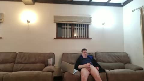 johnathan_stuart33 online show from 1, 3, 2026