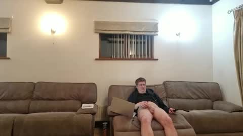 johnathan_stuart33 online show from 19, 4, 2026