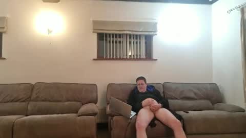 johnathan_stuart33 online show from 17, 5, 2026
