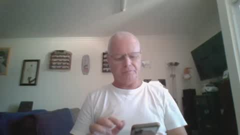 Snapshot of johndesnudado chatting on 4, 10, 2025 johndesnudado online show from 4, 10, 2025