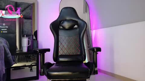 johnjaguar  online show from 8, 4, 2026