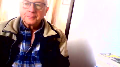 Snapshot of johnjohn6226623 chatting on 6, 1, 2025 johnjohn6226 online show from 6, 1, 2025