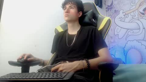 Snapshot of johnny_cagee chatting on 3, 2, 2025 johnny_cagee online show from 3, 2, 2025