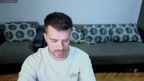 Snapshot of johnnylove21 chatting on 3, 7, 2026 Johnny online show from 3, 7, 2026