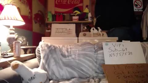 Snapshot of johstondude chatting on 15, 5, 2026 Johston online show from 15, 5, 2026
