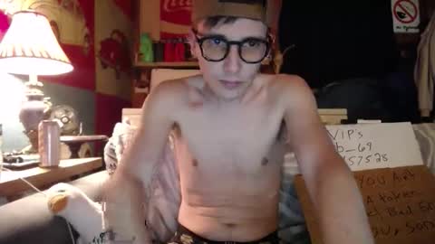 Snapshot of johstondude chatting on 15, 5, 2026 Johston online show from 15, 5, 2026