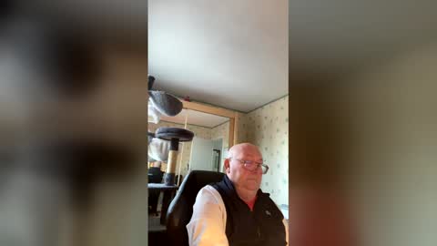 jojo60000529566 online show from 17, 12, 2025