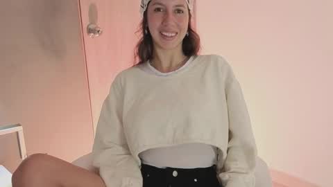 jolie_lov online show from 4, 11, 2025