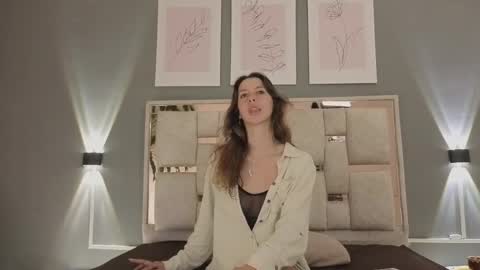 jolie_lov online show from 6, 11, 2025