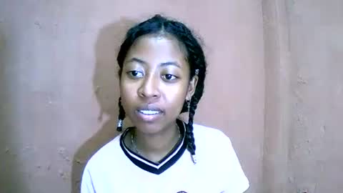 joliekah27 online show from 29, 1, 2025