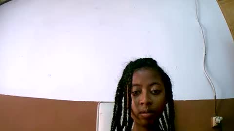 joliekah27 online show from 3, 2, 2025