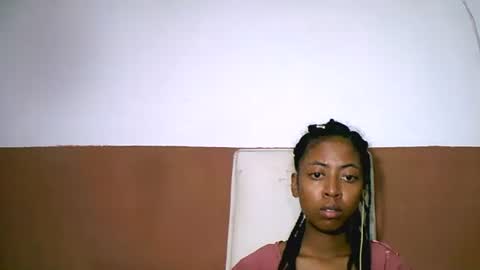 joliekah27 online show from 22, 2, 2025