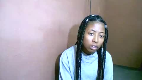 joliekah27 online show from 26, 2, 2025