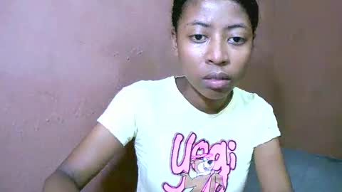 joliekah27 online show from 5, 3, 2025