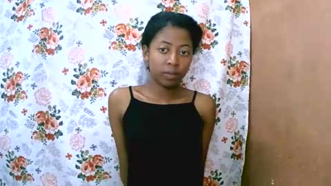 joliekah27 online show from 10, 3, 2025