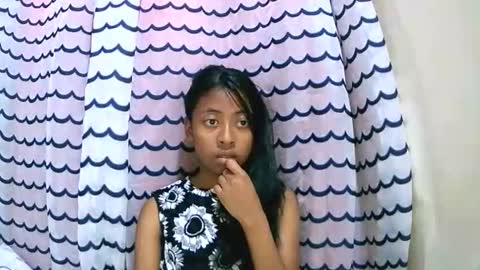 joliekah27 online show from 14, 9, 2025