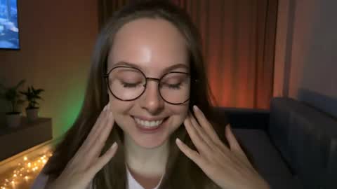 jolly_dollyy online show from 1, 4, 2026