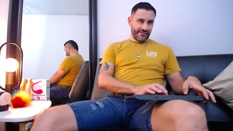  JONAS BEARD  online show from 5, 2, 2025