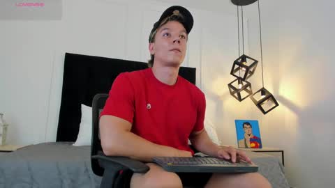 Snapshot of jonathan_daniels1 chatting on 3, 3, 2025 Jonathan Danielss online show from 3, 3, 2025