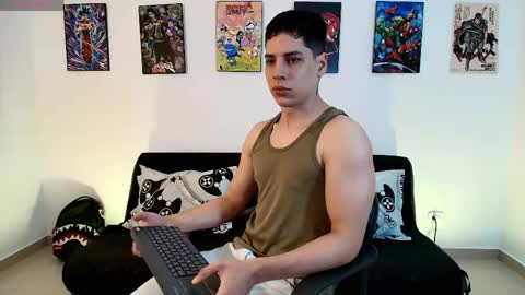 Instagram jonathanfit14 online show from 20, 4, 2026