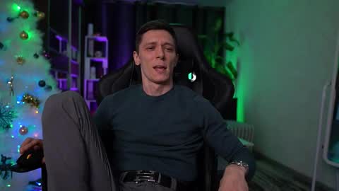 John     online show from 22, 12, 2025