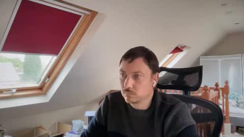 Snapshot of jonjlee2001 chatting on 7, 5, 2026 Jon online show from 7, 5, 2026
