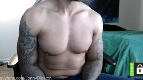 Snapshot of jonnydieston777 chatting on 3, 5, 2026 JonnyDieston online show from 3, 5, 2026