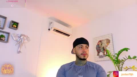 Snapshot of jordansmiith_ chatting on 8, 7, 2026 Jordan Smith online show from 8, 7, 2026