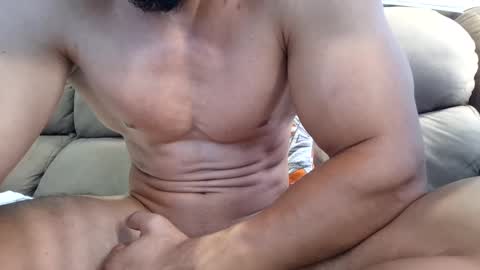 Snapshot of josefit06 chatting on 16, 12, 2024 josefit06 online show from 16, 12, 2024